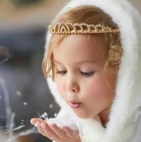 Iarna scrie povești