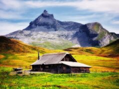 Greu de vândut: 7 lucruri minunate din cauza cărora nu poți să-ți vinzi casa awesome-beautiful-house-wallpaper_015600635_146