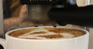 De ce este importanta decalcifierea si curatarea expresorului de cafea?