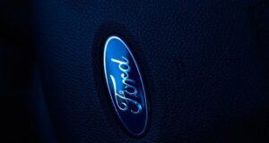 Unde comandam piese auto Ford?