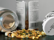 De ce nu ar trebui să luați vitamine și suplimente care au depășit data de expirare?