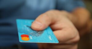 Condiții mai aspre de creditare