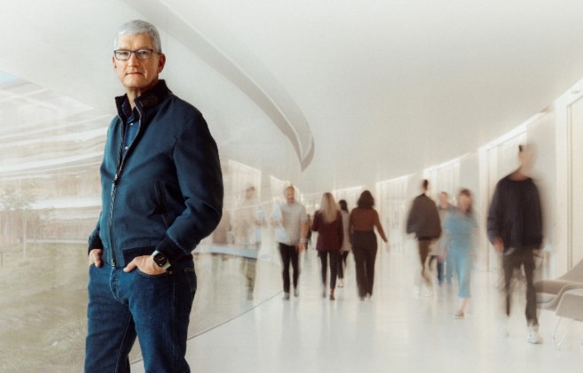 Apple Ar Putea Dezvălui Inițiative de Inteligență Artificială în 2023, Sugerat de Tim Cook