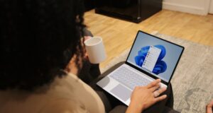 Satya Nadella laudă inovațiile AI ale dezvoltatorilor, Microsoft prezintă noi API-uri și PC-uri îmbunătățite cu AI